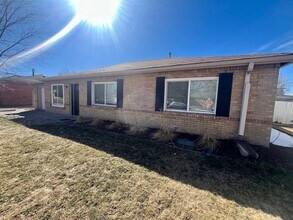 1259 Quari St in Aurora, CO - Building Photo - Building Photo