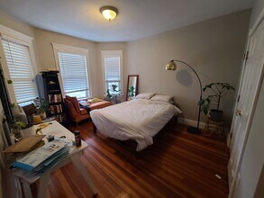 284 Summit Ave in Boston, MA - Building Photo - Building Photo