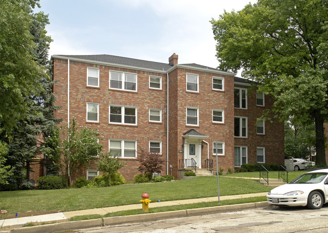 808-818 Brentwood in St. Louis, MO - Building Photo - Building Photo