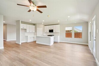2212 Dunbar Dr in Sherman, TX - Building Photo - Building Photo