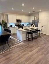 3618 Oakvale Dr in Conroe, TX - Building Photo - Building Photo