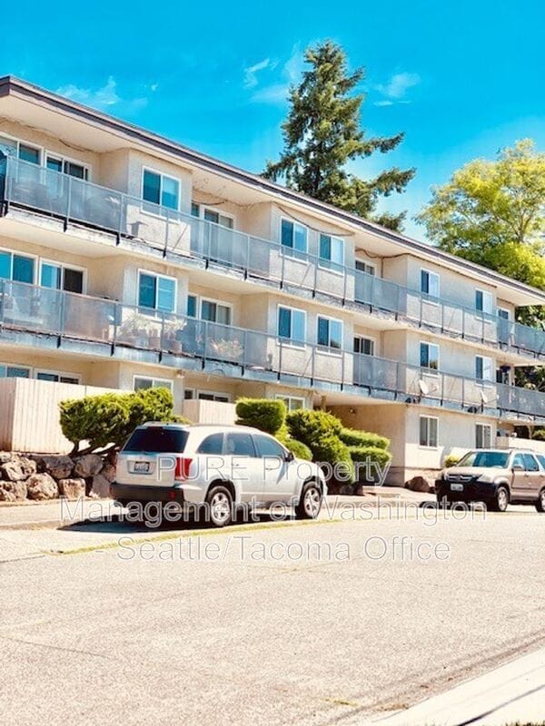 7919 35th Ave SW in Seattle, WA - Building Photo - Building Photo