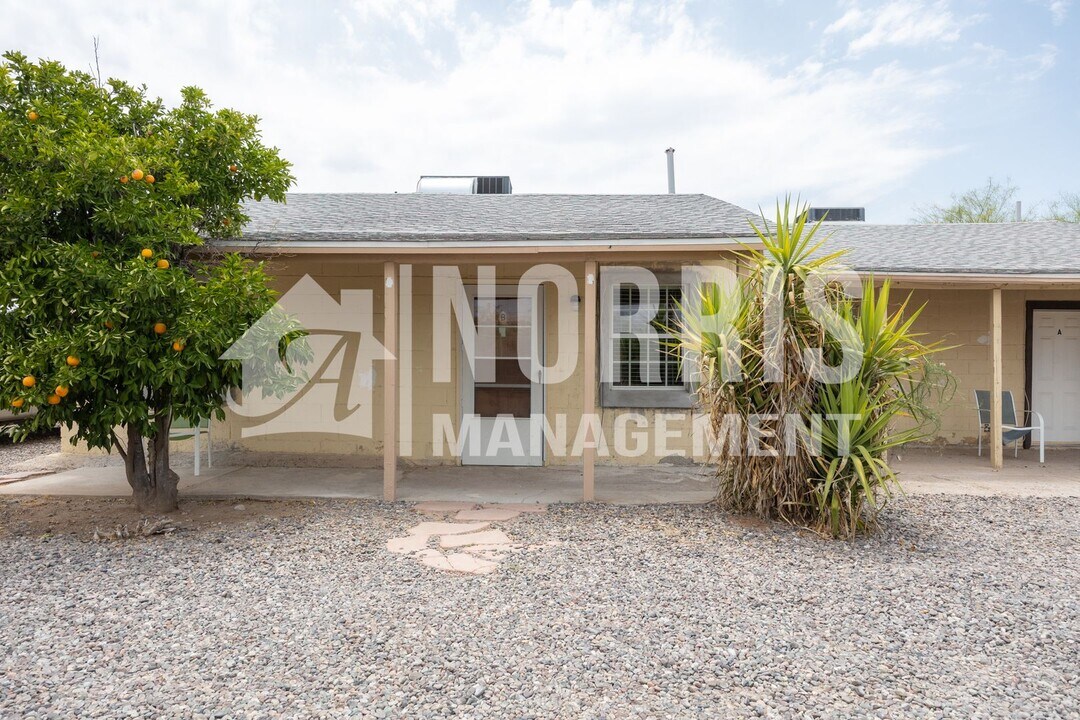 621 W 12th St-Unit -#B (670) in Casa Grande, AZ - Building Photo