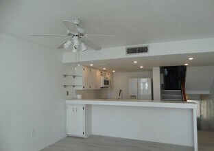 5050 Ocean Beach Blvd in Cocoa Beach, FL - Building Photo - Building Photo