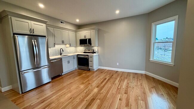 663 Columbia Rd in Boston, MA - Building Photo - Building Photo