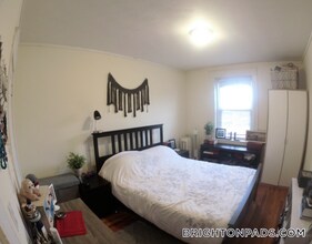 1615 Commonwealth Ave in Boston, MA - Building Photo - Building Photo