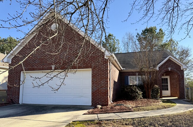 104 Sunflower Pl in Alabaster, AL - Building Photo - Building Photo