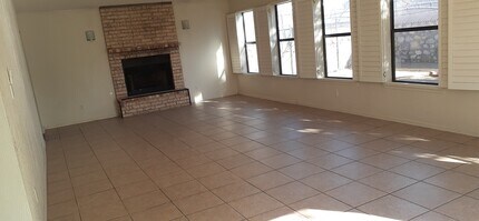 3216 Donegal Rd in El Paso, TX - Building Photo - Building Photo