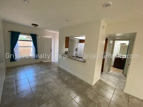 3411 E Glenn St in Tucson, AZ - Building Photo - Building Photo