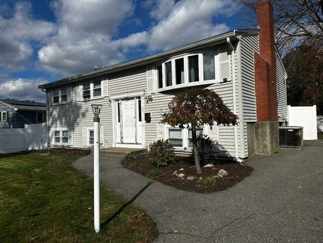 63 McGarvey Rd