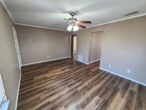 315 N Howard St in San Angelo, TX - Building Photo - Building Photo
