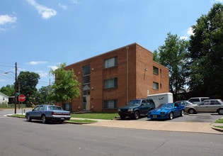 5055 Meade St NE in Washington, DC - Building Photo - Building Photo