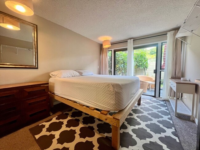 79-7199-7199 Mamalahoa Hwy in Holualoa, HI - Foto de edificio - Building Photo