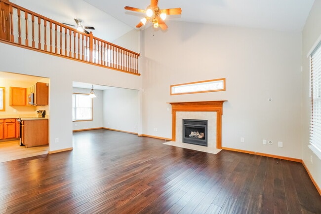 3175 Weeping Spruce Dr in Grove City, OH - Building Photo - Building Photo