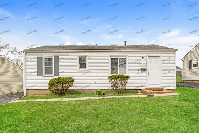 property at 2007 Huntington Ave