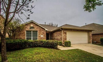 8960 Riscky Trl in Fort Worth, TX - Building Photo