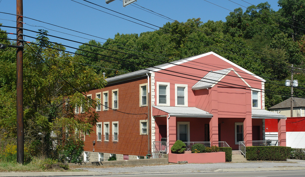 5501 Babcock Blvd in Pittsburgh, PA - Foto de edificio