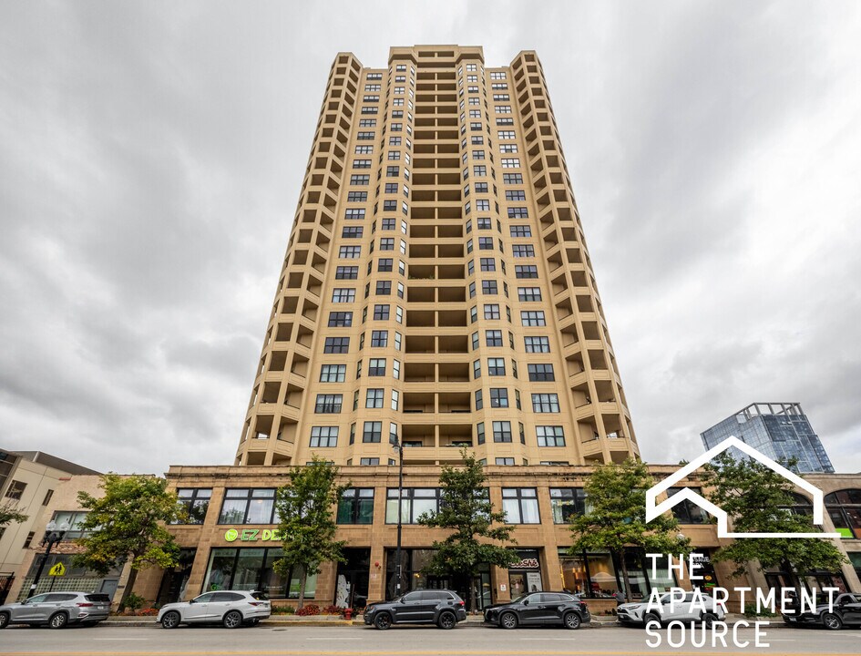 1462 S Michigan Ave, Unit 2203 in Chicago, IL - Building Photo