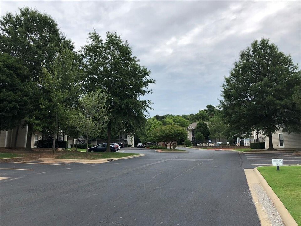 1770 N Gregg Ave-Unit -1 in Fayetteville, AR - Building Photo