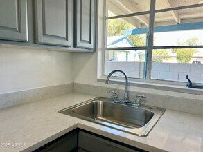 2945 N 19th Ave in Phoenix, AZ - Building Photo - Building Photo