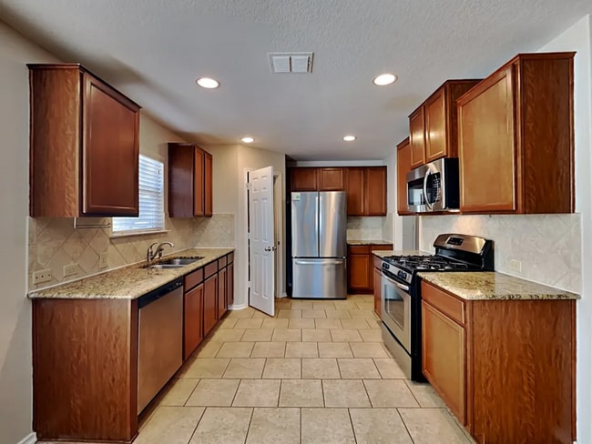 115 Finch Knoll in San Antonio, TX - Building Photo - Building Photo