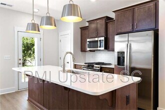 214 Cali Wy in Piedmont, SC - Building Photo - Building Photo