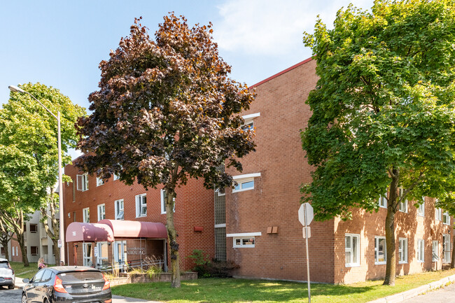 765 Kirouac Rue in Québec, QC - Building Photo - Building Photo