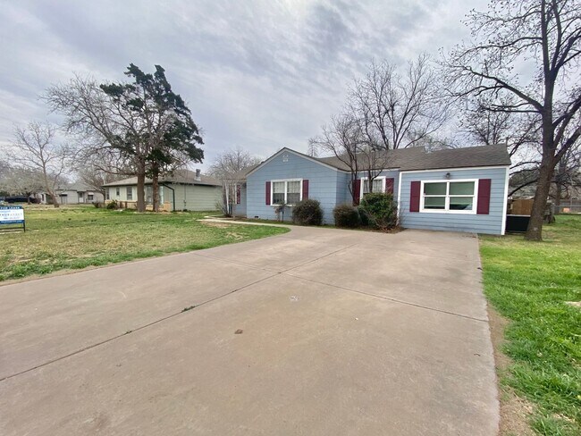 3505 26th St in Lubbock, TX - Building Photo - Building Photo