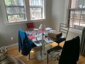 82 Phillips St, Unit 2 in Boston, MA - Foto de edificio - Building Photo