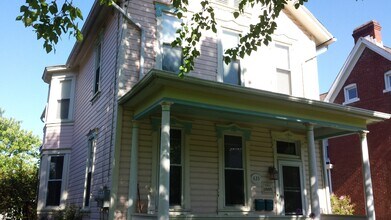 635 5th St, Unit 1 in Oakmont, PA - Building Photo - Building Photo