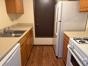 8436 Spain Rd NE in Albuquerque, NM - Building Photo - Building Photo