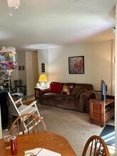 302 Presque Isle Blvd, Unit 102 in Erie, PA - Building Photo - Building Photo