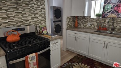 4269 McClung Dr in Los Angeles, CA - Building Photo - Building Photo