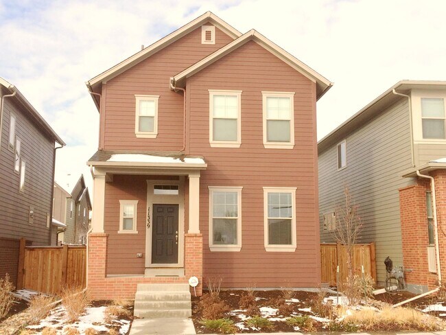11339 E 25th Dr in Aurora, CO - Foto de edificio - Building Photo