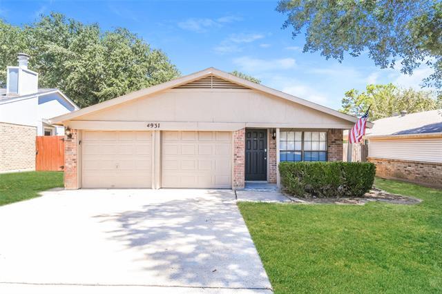4931 Darrow Ln in Arlington, TX - Building Photo