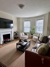 210 Winthrop Rd in Brookline, MA - Building Photo - Building Photo