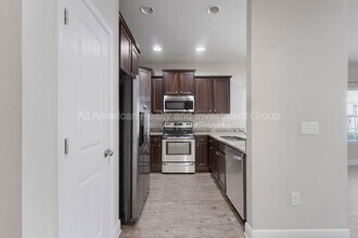 8827 Little Cormorant Ln in Navarre, FL - Foto de edificio - Building Photo