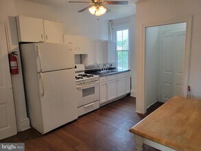 512 Chain St in Norristown, PA - Building Photo - Building Photo