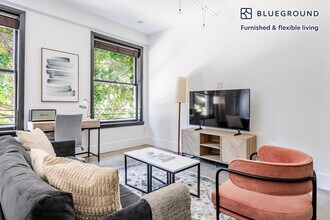 810 S Spring St in Los Angeles, CA - Building Photo - Building Photo