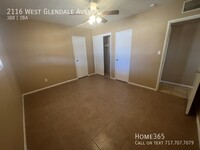 2116 W Glendale Ave photo'