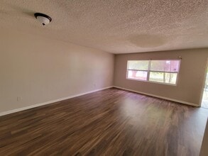 500 N Mars Ave in Clearwater, FL - Building Photo - Building Photo