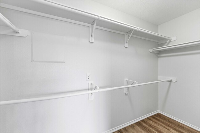 property at 21219 Somerset Park Ln