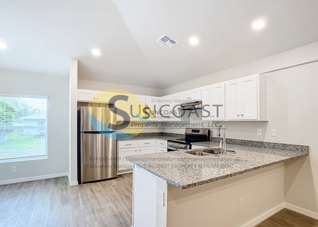 10388 Pendleton Ave in Englewood, FL - Building Photo - Building Photo
