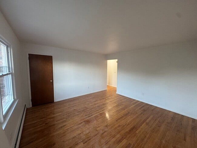 231 Rahway Ave, Unit 1