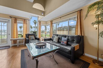 735 San Fernando Pl in San Diego, CA - Building Photo - Building Photo
