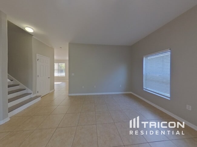 405 Grassy Key Way in Groveland, FL - Building Photo - Building Photo