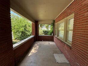 1806 N Robinson Ave in Oklahoma City, OK - Building Photo - Building Photo