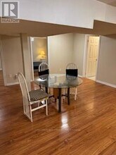 9 Coldstream Crescent in Richmond Hill, ON - Building Photo - Building Photo