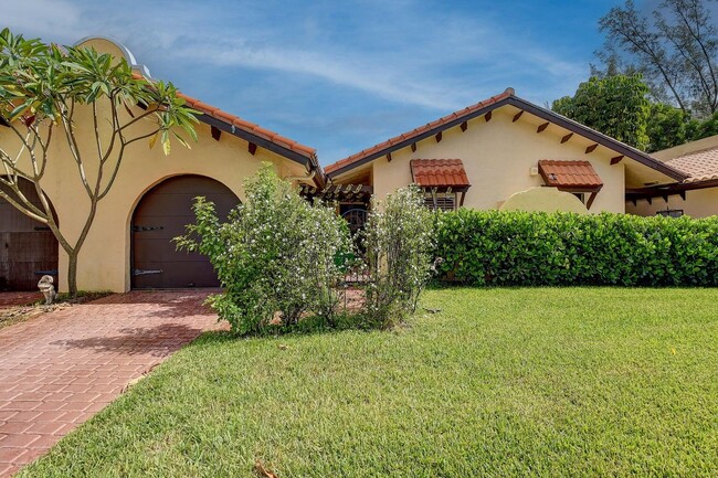 5115 Cortez Ct in Delray Beach, FL - Foto de edificio - Building Photo