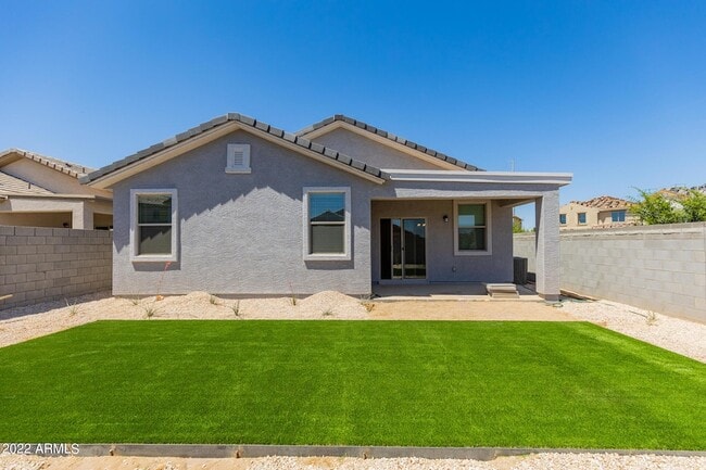 16952 W Diana Ave in Waddell, AZ - Building Photo - Building Photo